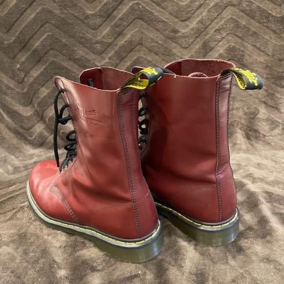 Dr. Martens | Shoes | Dr Martens 49 Smooth 10 Eye Boot | Poshmark